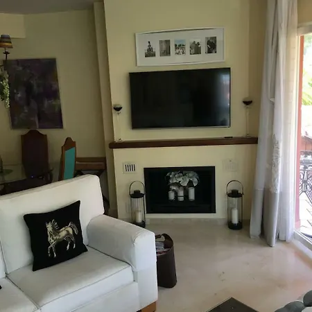 公寓 Luxury In 5 Star Urbanization 马尔韦利亚