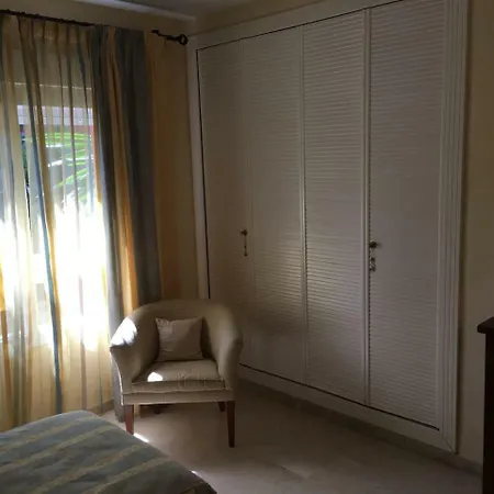 Luxury In 5 Star Urbanization Apartment Marbella