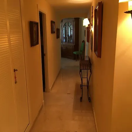 Luxury In 5 Star Urbanization * מארבלה