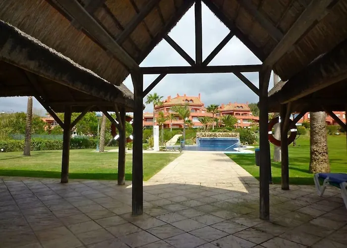 Luxury In 5 Star Urbanization