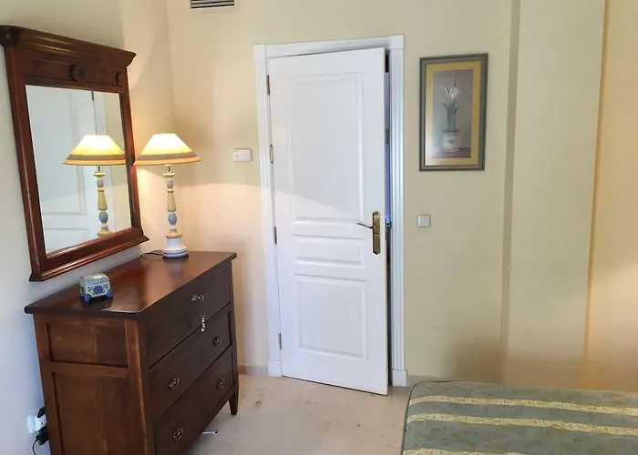 Luxury In 5 Star Urbanization * Marbella